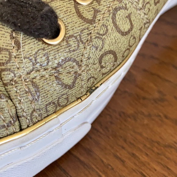 signature Gs sneakers Brown and tan G by GUESS size 9 - Picture 11 of 14